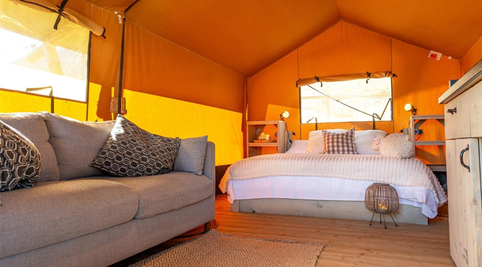 La Noguera Camping Sant Llorenc de Montgai Exterior photo