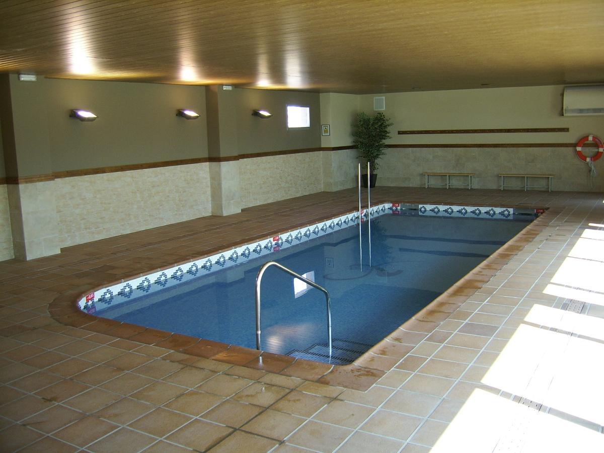 La Noguera Camping Sant Llorenc de Montgai Exterior photo